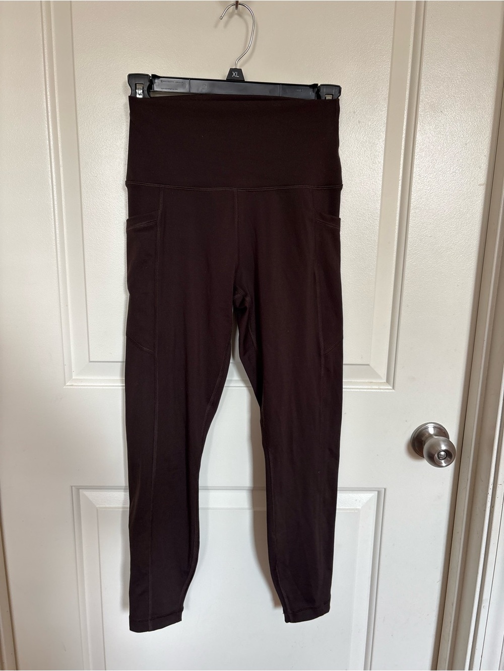 Velocity High-Waist Dark Brown Leggings with Side Pockets